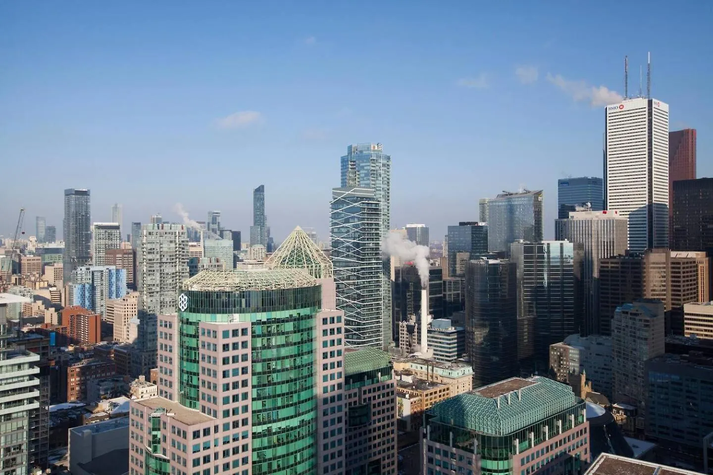 3Br Skyline Condo - By Cn Tower & Mtcc & Free Parking トロント