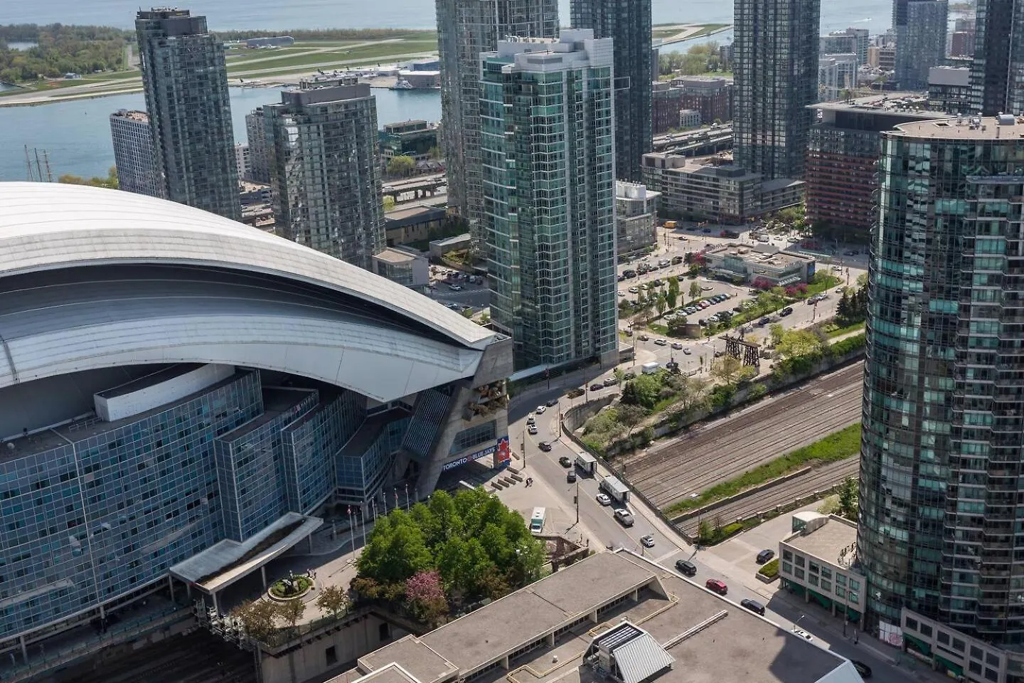 3Br Skyline Condo - By Cn Tower & Mtcc & Free Parking トロント アパート