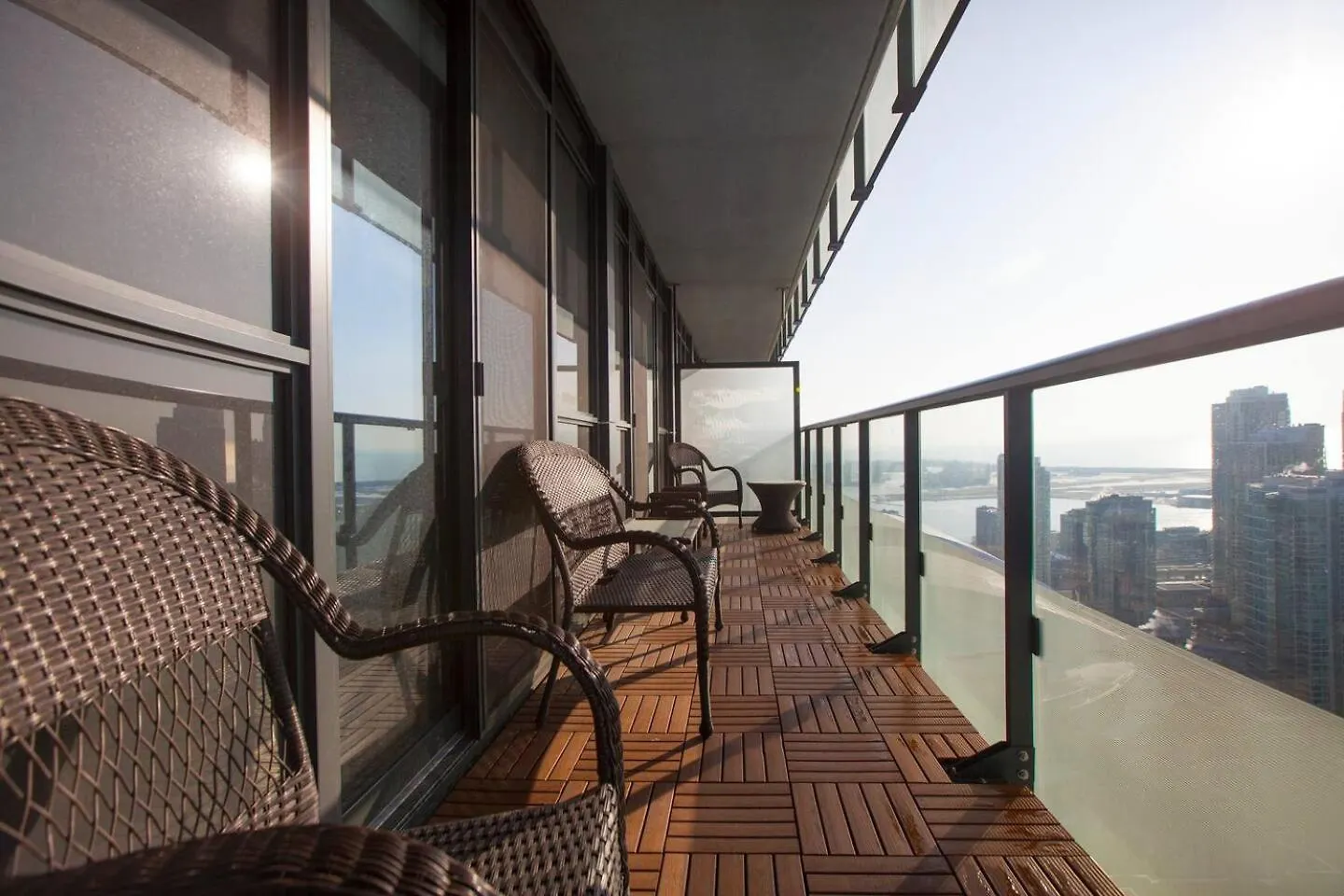 3Br Skyline Condo - By Cn Tower & Mtcc & Free Parking トロント 0*,  カナダ