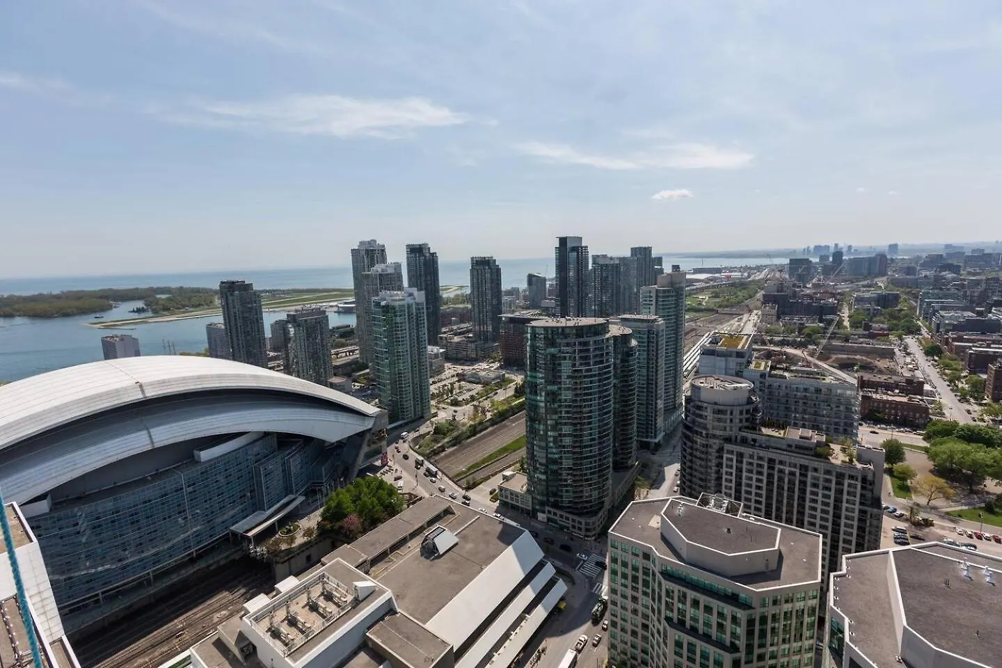 アパート 3Br Skyline Condo - By Cn Tower & Mtcc & Free Parking トロント カナダ