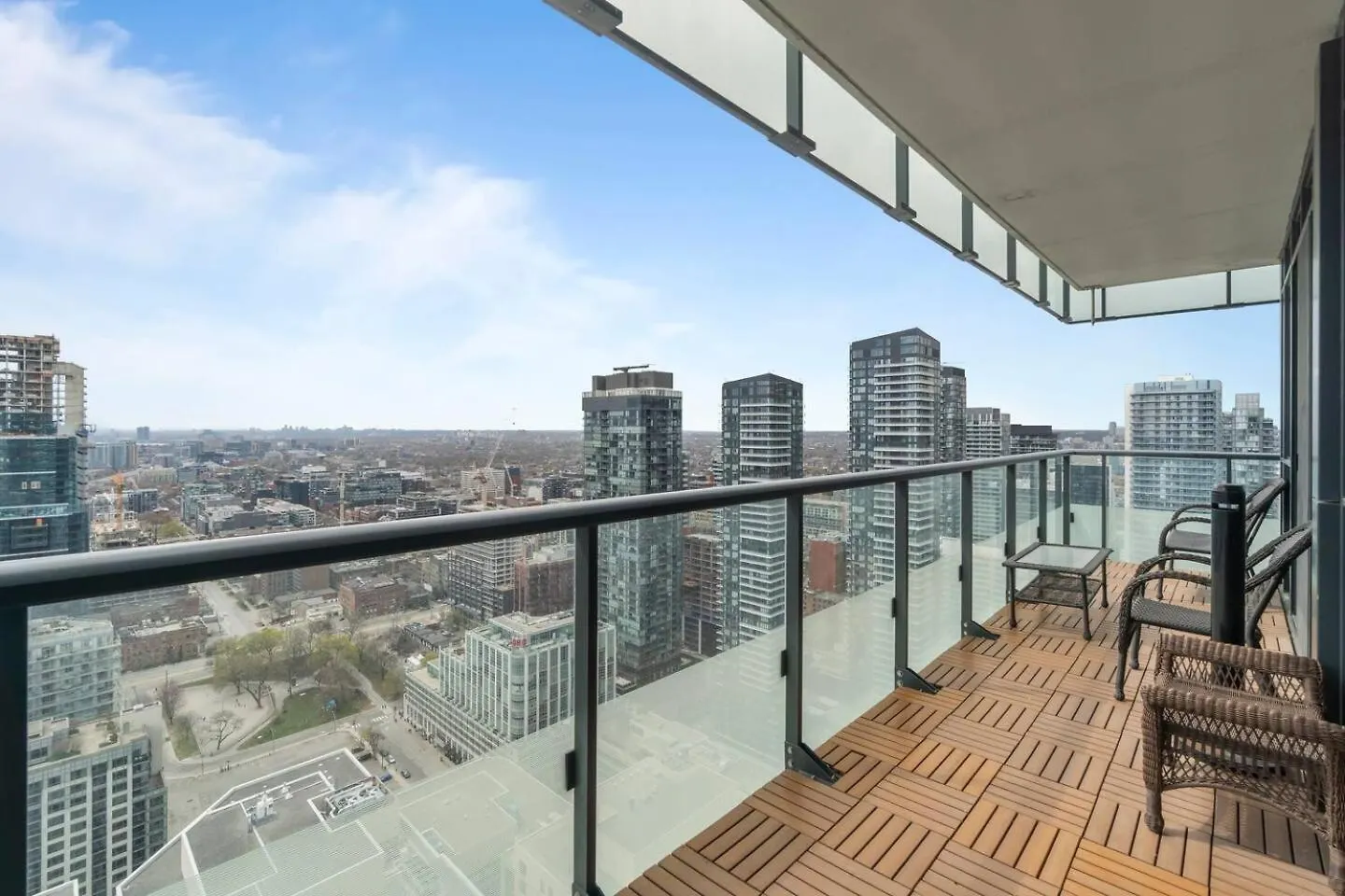 3Br Skyline Condo - By Cn Tower & Mtcc & Free Parking トロント 0*,